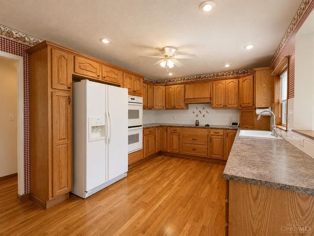 144 Vaughn Avenue, Hillsboro, OH 45133