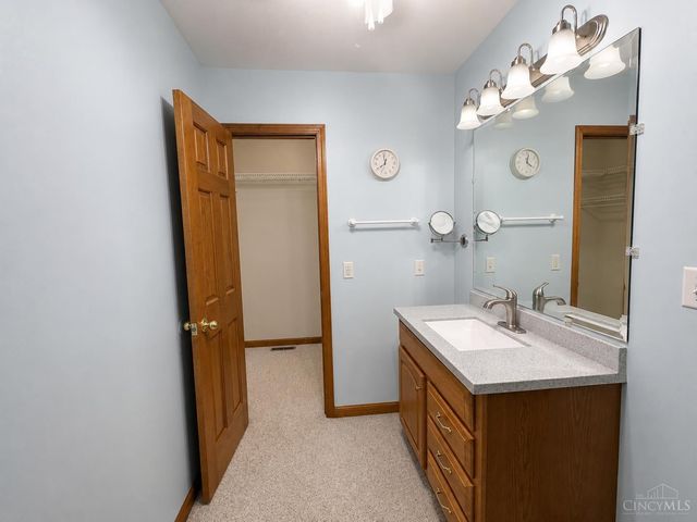 144 Vaughn Avenue, Hillsboro, OH 45133