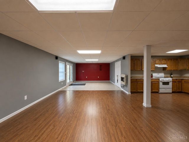 144 Vaughn Avenue, Hillsboro, OH 45133
