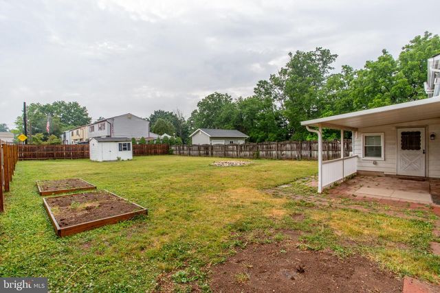 136 N AMBLER ST, Quakertown, PA 18951