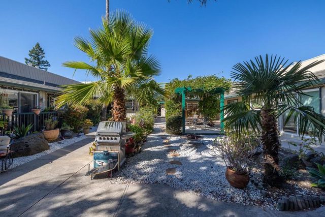 Essex Way, San Jose, CA 95117