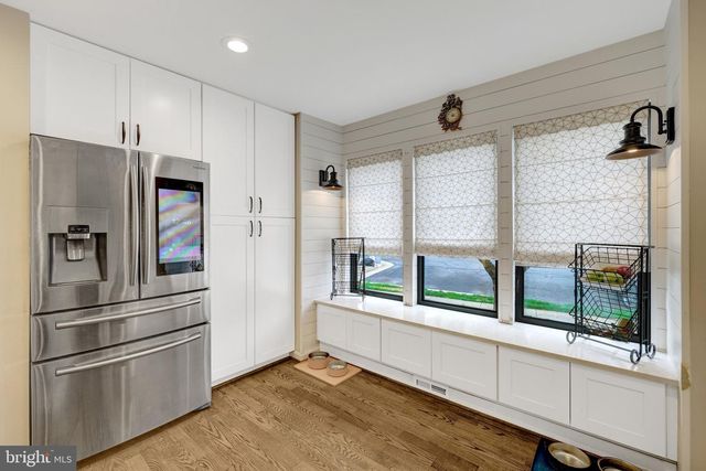 10998 THRUSH RIDGE RD, Reston, VA 20191