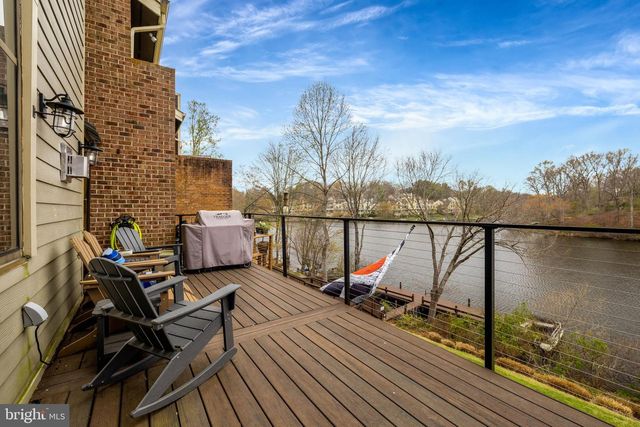 10998 THRUSH RIDGE RD, Reston, VA 20191