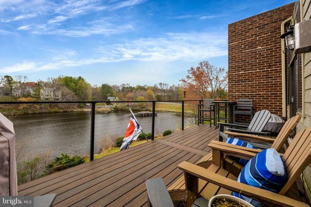 10998 THRUSH RIDGE RD, Reston, VA 20191