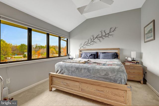 10998 THRUSH RIDGE RD, Reston, VA 20191