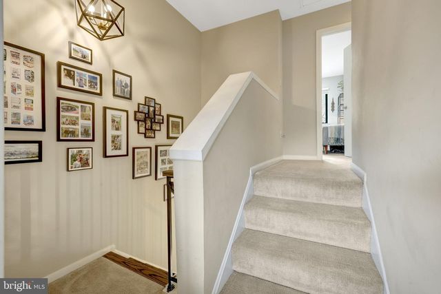 10998 THRUSH RIDGE RD, Reston, VA 20191