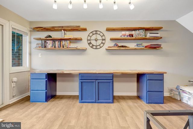 10998 THRUSH RIDGE RD, Reston, VA 20191