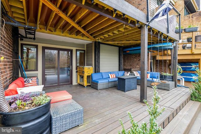 10998 THRUSH RIDGE RD, Reston, VA 20191