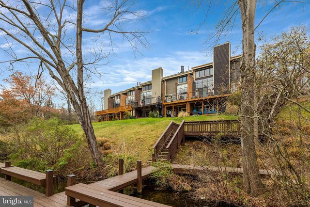 10998 THRUSH RIDGE RD, Reston, VA 20191