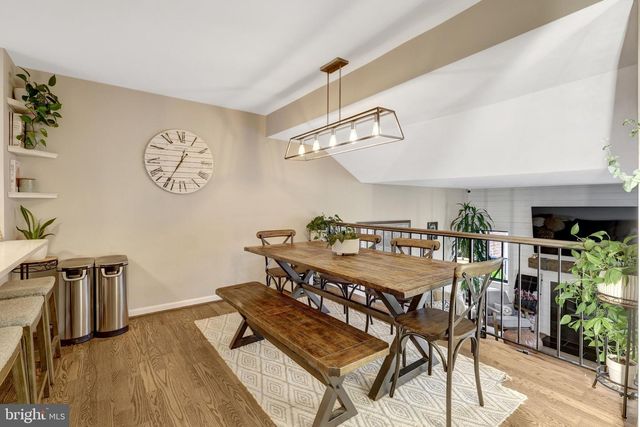 10998 THRUSH RIDGE RD, Reston, VA 20191