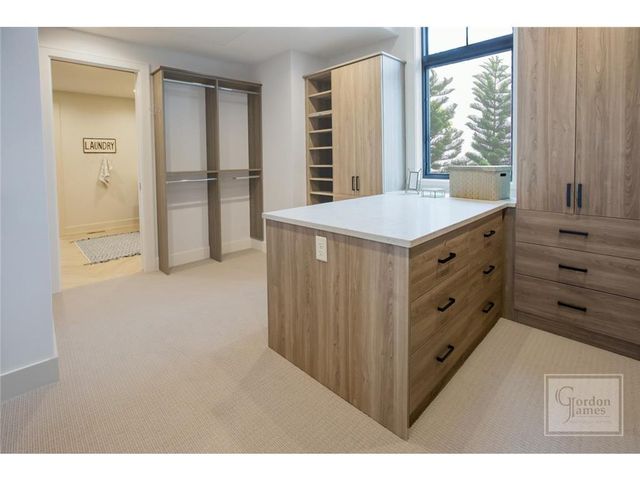 2535 Pioneer Trail, Medina, MN 55340