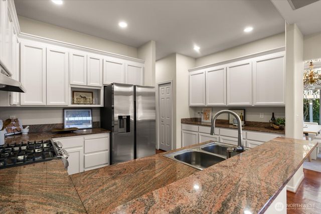 11617 E Oakmont Drive, Mukilteo, WA 98275