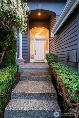 11617 E Oakmont Drive, Mukilteo, WA 98275
