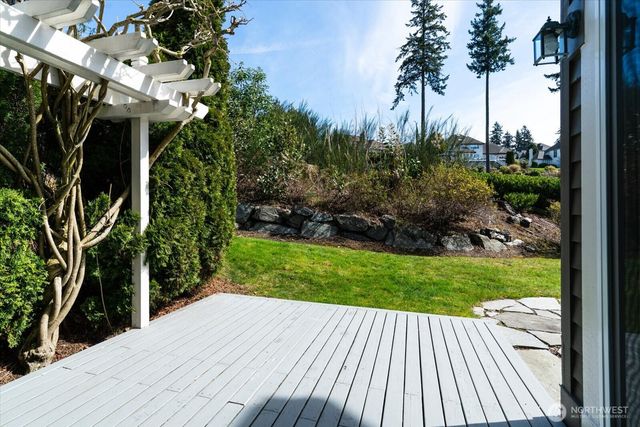 11617 E Oakmont Drive, Mukilteo, WA 98275