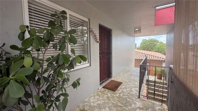 191 NW 17th Ave 4, Miami, FL 33125