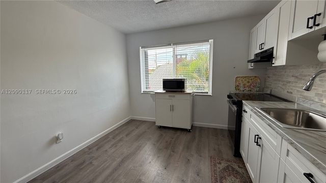 191 NW 17th Ave 4, Miami, FL 33125