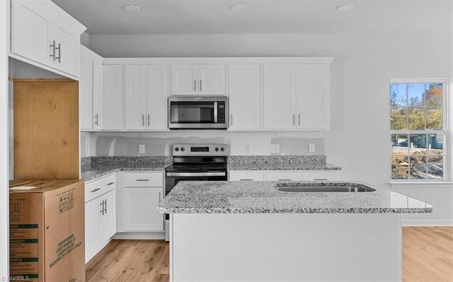 401 Pennsylvania Avenue, Reidsville, NC 27320