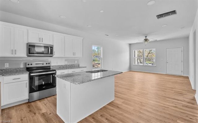 401 Pennsylvania Avenue, Reidsville, NC 27320