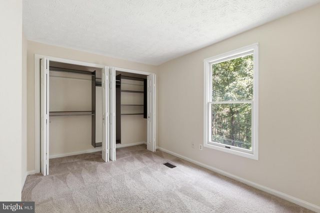 1582 POPLAR GROVE DR, Reston, VA 20194