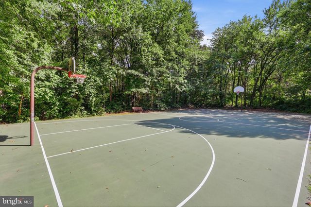 1582 POPLAR GROVE DR, Reston, VA 20194