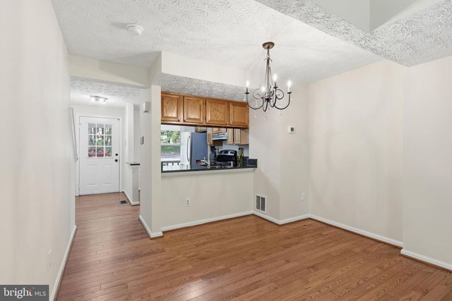 1582 POPLAR GROVE DR, Reston, VA 20194