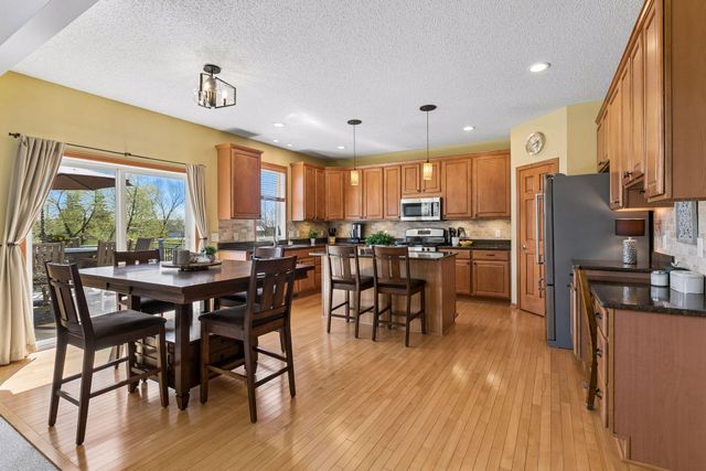 765 Ali Lane, Victoria, MN 55386