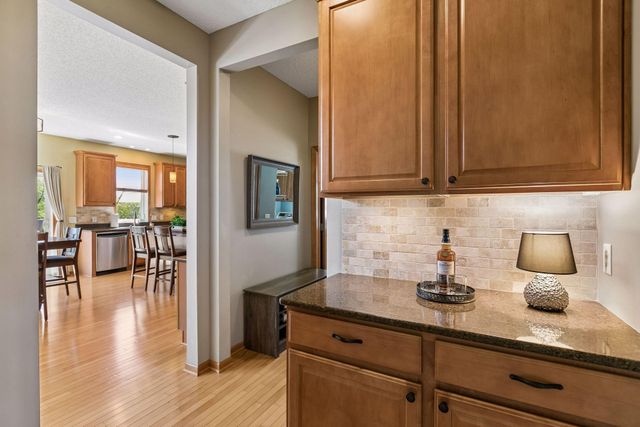 765 Ali Lane, Victoria, MN 55386