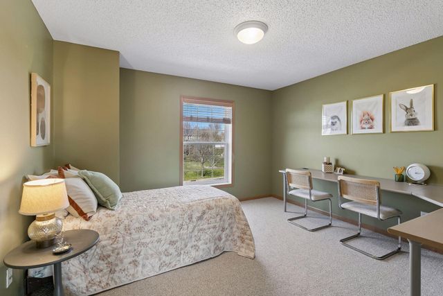 765 Ali Lane, Victoria, MN 55386