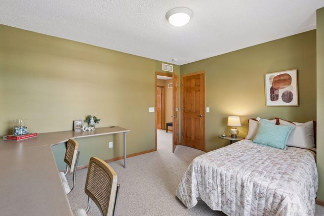 765 Ali Lane, Victoria, MN 55386