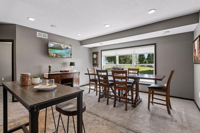 765 Ali Lane, Victoria, MN 55386