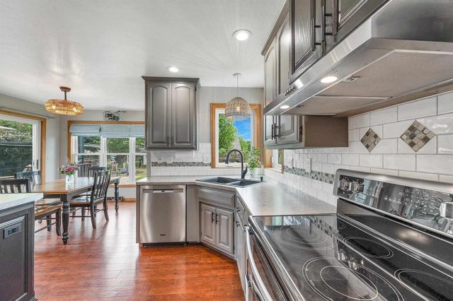 3196 LIBERTY BELL ROAD, Green Bay, WI 54313