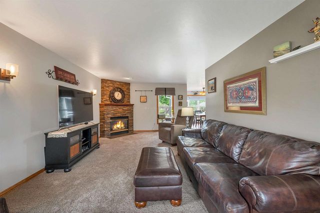 3196 LIBERTY BELL ROAD, Green Bay, WI 54313