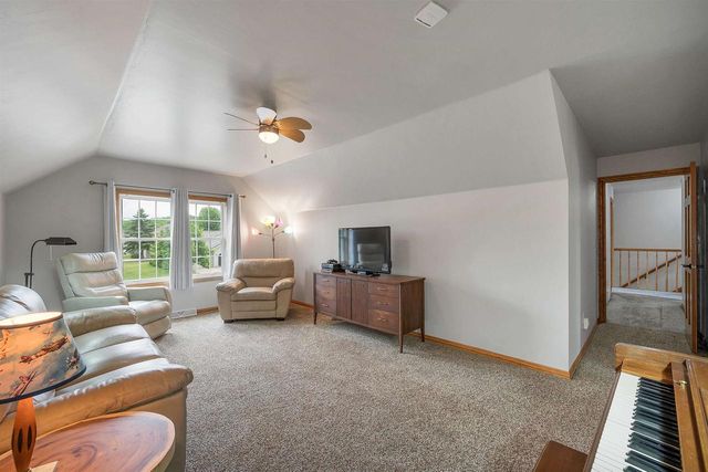 3196 LIBERTY BELL ROAD, Green Bay, WI 54313