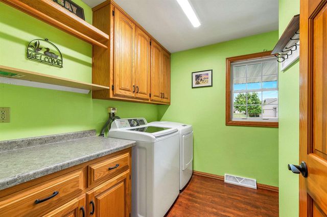 3196 LIBERTY BELL ROAD, Green Bay, WI 54313