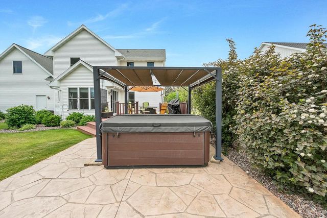 3196 LIBERTY BELL ROAD, Green Bay, WI 54313