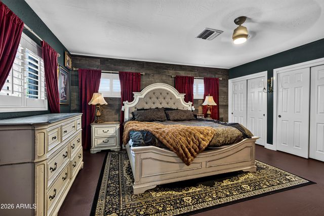 4329 E HUBBELL Street, Phoenix, AZ 85008