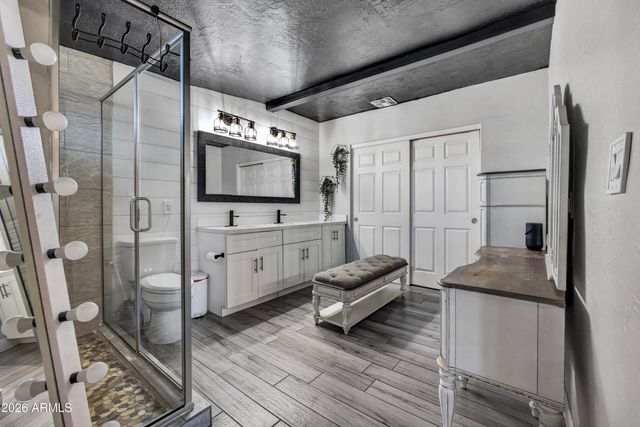 4329 E HUBBELL Street, Phoenix, AZ 85008