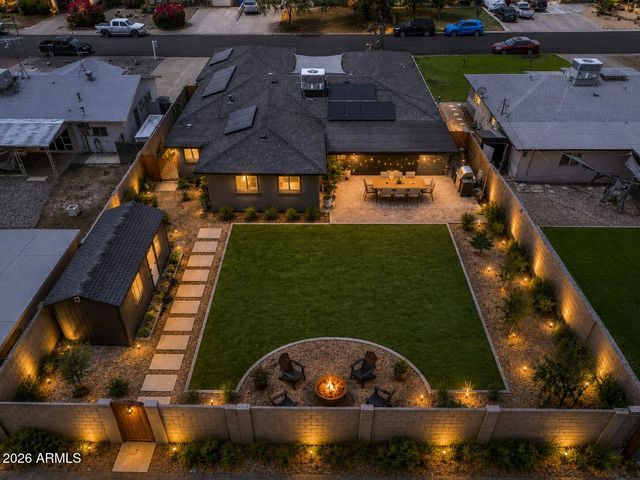 4329 E HUBBELL Street, Phoenix, AZ 85008