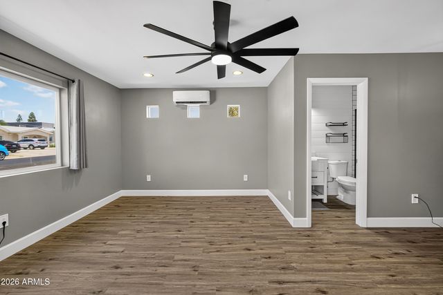 4329 E HUBBELL Street, Phoenix, AZ 85008