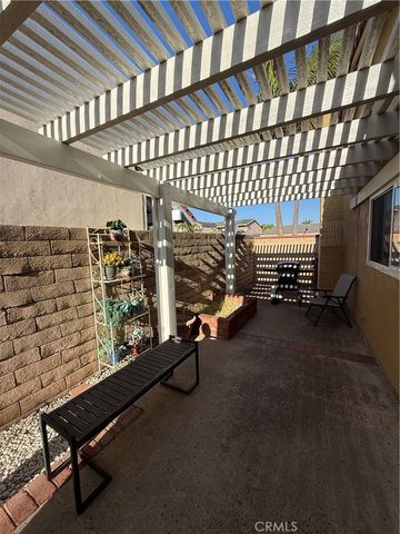 20391 Brentstone Lane, Huntington Beach, CA 92646