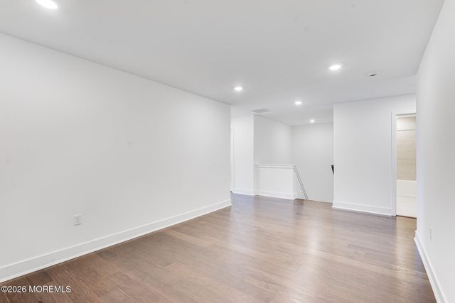 160 Woolley Court, Ocean Twp, NJ 07755