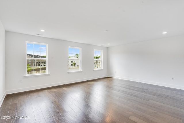 160 Woolley Court, Ocean Twp, NJ 07755