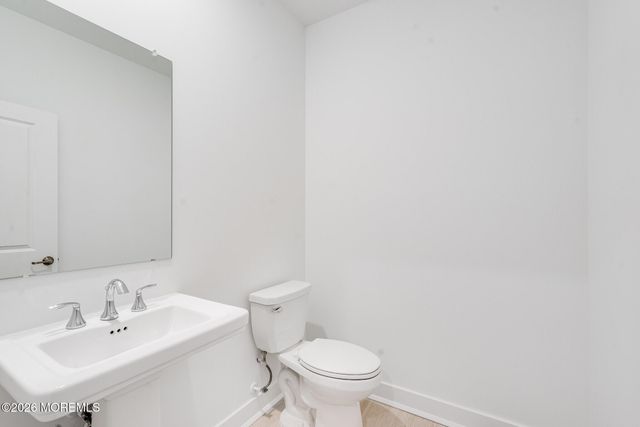 160 Woolley Court, Ocean Twp, NJ 07755