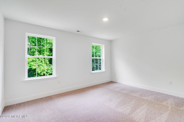 160 Woolley Court, Ocean Twp, NJ 07755