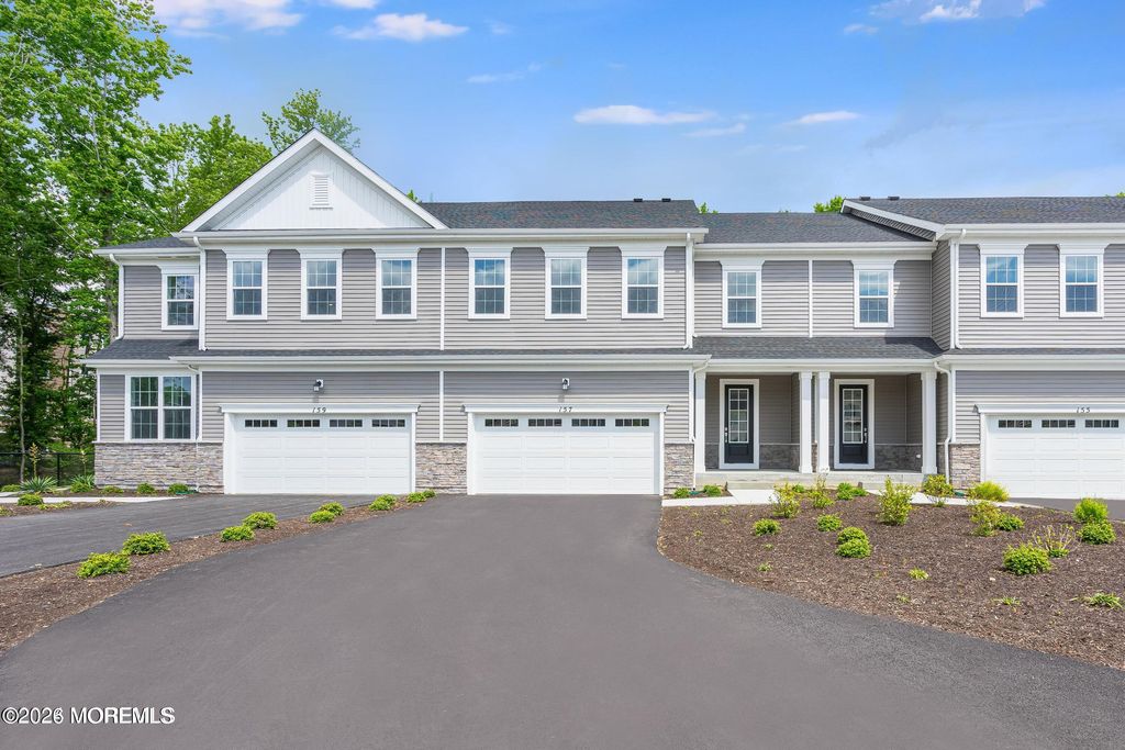 160 Woolley Court, Ocean Twp, NJ 07755