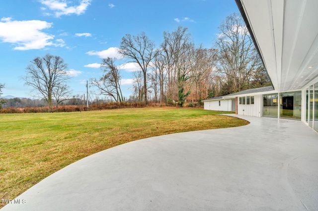 2911 West Walnut Street, Johnson City, TN 37604