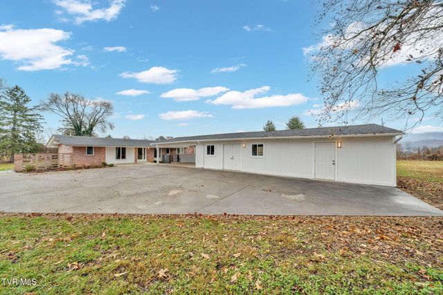 2911 West Walnut Street, Johnson City, TN 37604