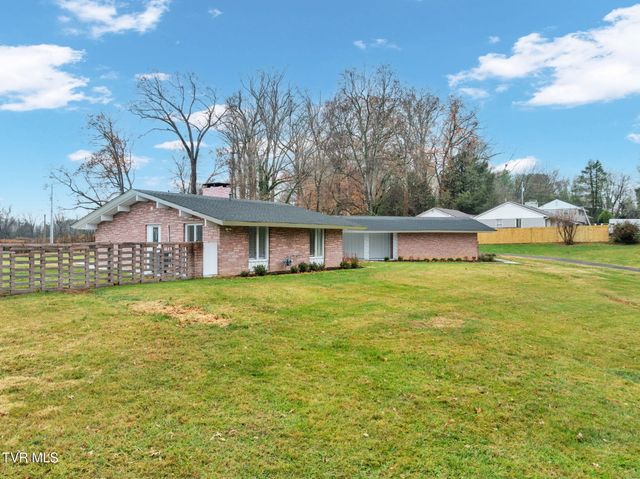 2911 West Walnut Street, Johnson City, TN 37604