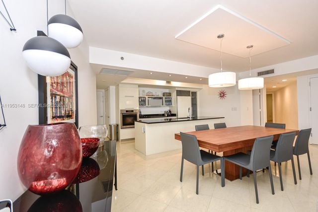 17201 Collins Ave 707, Sunny Isles Beach, FL 33160