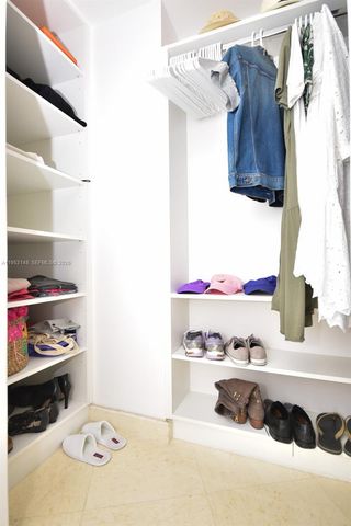 17201 Collins Ave 707, Sunny Isles Beach, FL 33160